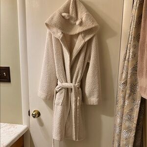 Cat & Jack Cream Kids Pajama Robe